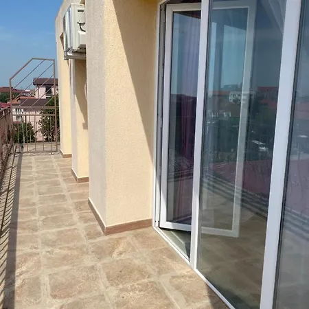 Mara Residence Apartment *